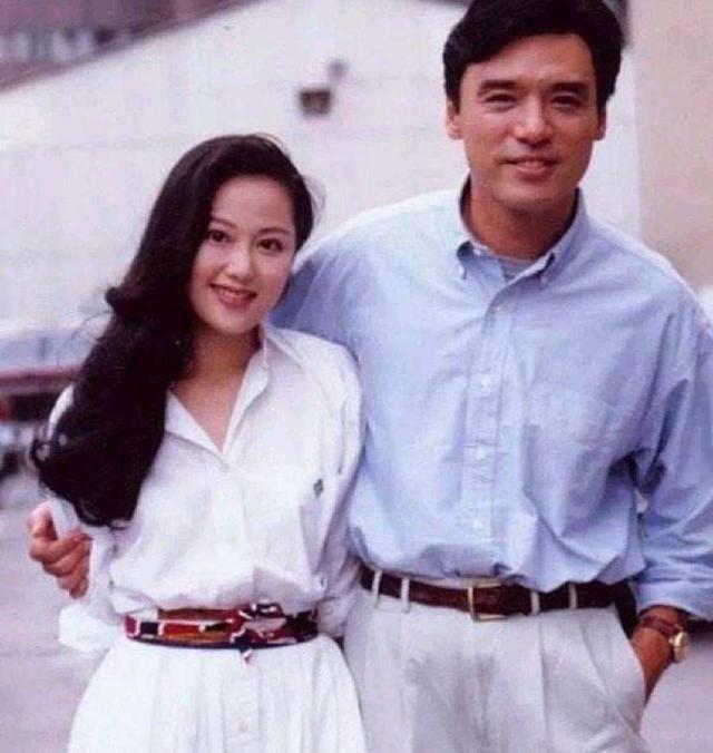 67岁钟镇涛女儿结婚上热搜是怎么回事？发生了什么?  