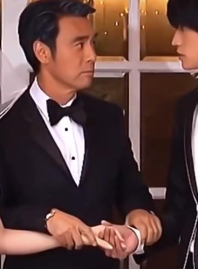 67岁钟镇涛女儿结婚上热搜是怎么回事？发生了什么?  