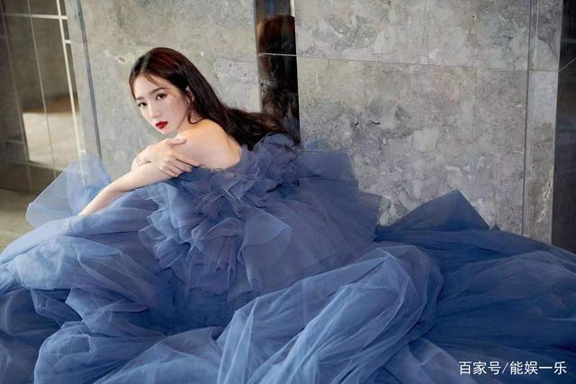 孟美岐甩飞假发片是怎么回事？具体发生了什么？ 