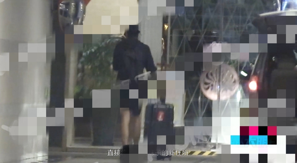 郑云龙恋情疑曝光,神秘女子气质清秀可人,独自冒雨搬家略显心酸