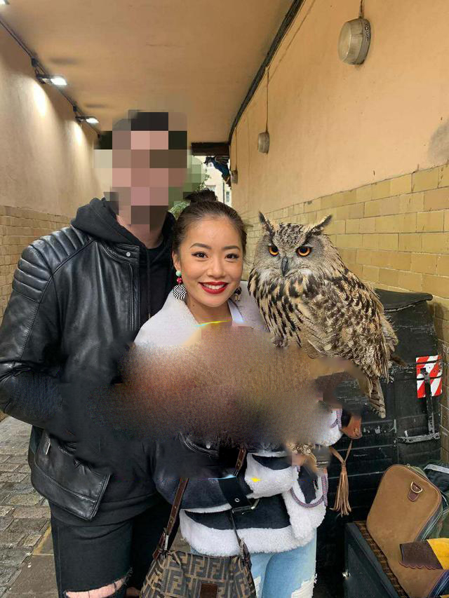 坐等官宣!王菊新恋情疑曝光,晒与外籍男子合影后秒删