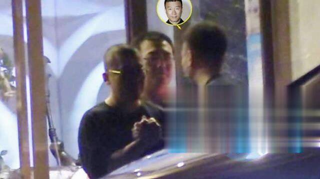 敢不敢把眼睛睁大点!孙红雷胖成黄渤励志减肥,却与友人深夜约火锅?