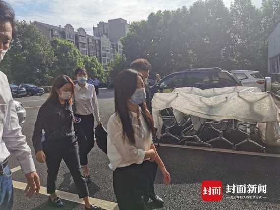 谭松韵妈妈案肇事者父亲发声:儿子犯了法该接受惩罚