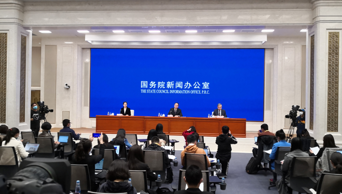 国家卫健委:中国人均预期寿命增加近1岁
