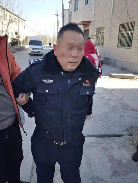 男子冒充“刑警队长”骗钱骗色：最后结果大快人心！