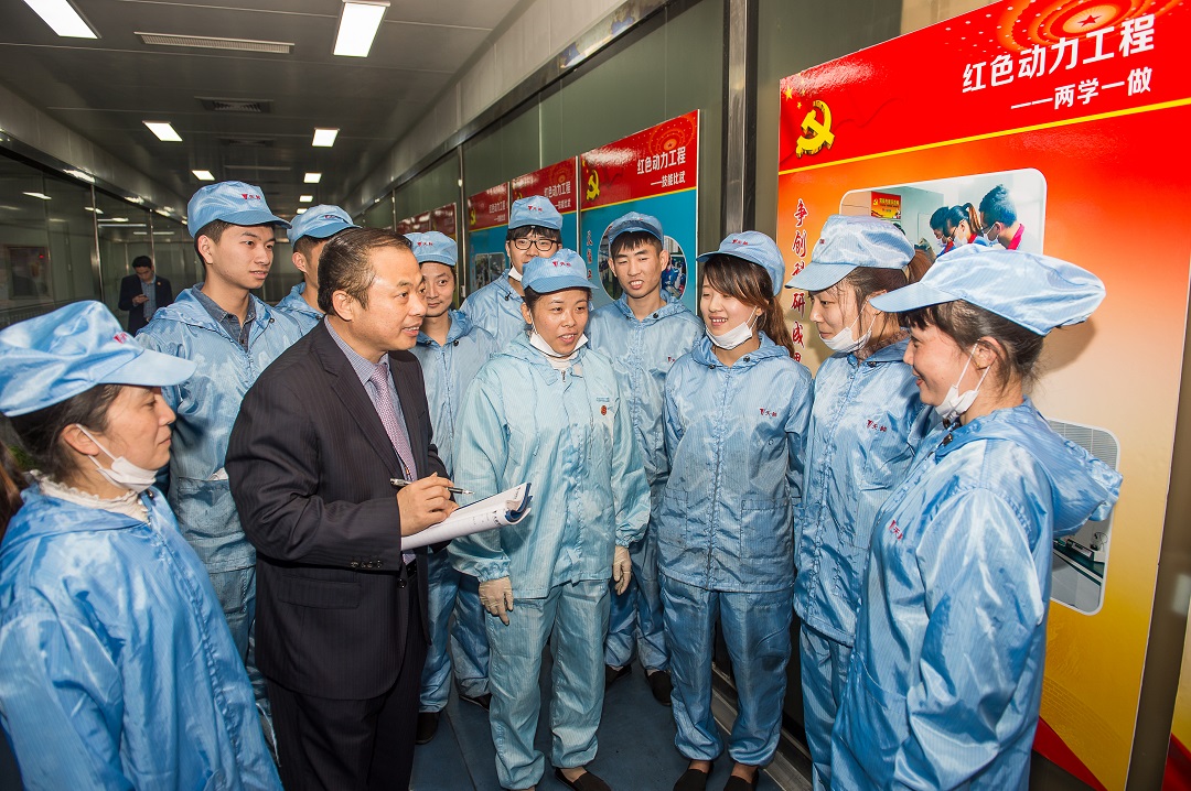 天能集团董事长张天任：国家应鼓励民营企业参与“新型举国体制”