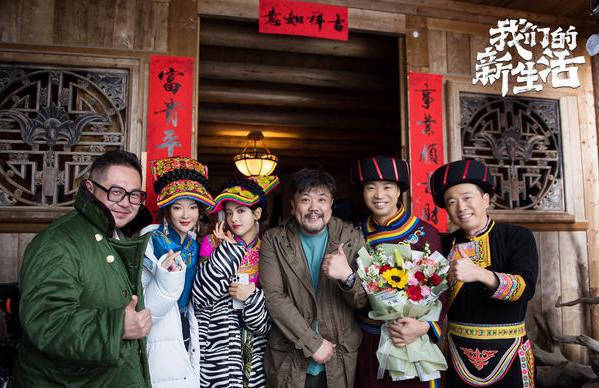 踏入影视圈？丁真被曝客串喜剧电影，主演之一为杨超越