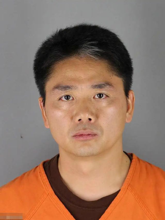 刘强东案再开听证会 女方增赔偿要求 事件回顾