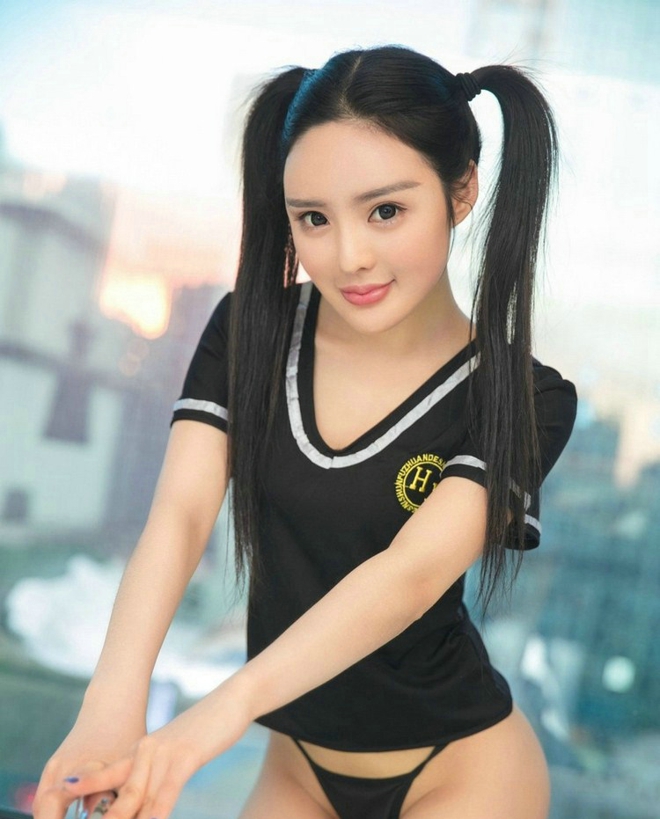性感娇艳人间尤物双马尾美女俏皮娇媚妖娆诱惑写真