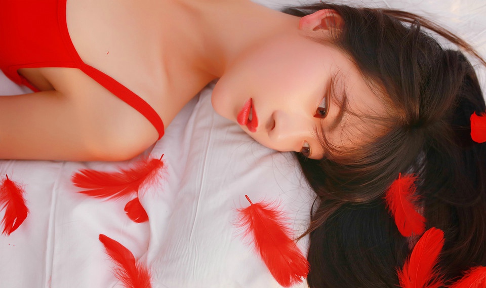 私房尤物红唇美艳性感撩人