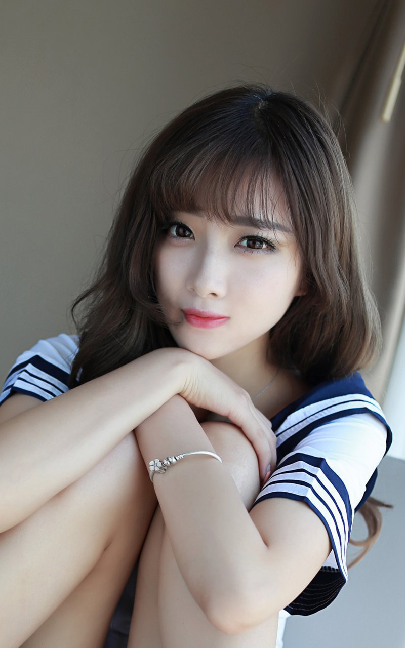 情趣制服性感迷人美女写真