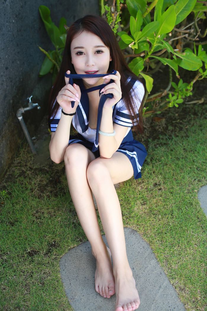 性感美女赵小米情趣内衣写真美乳诱人