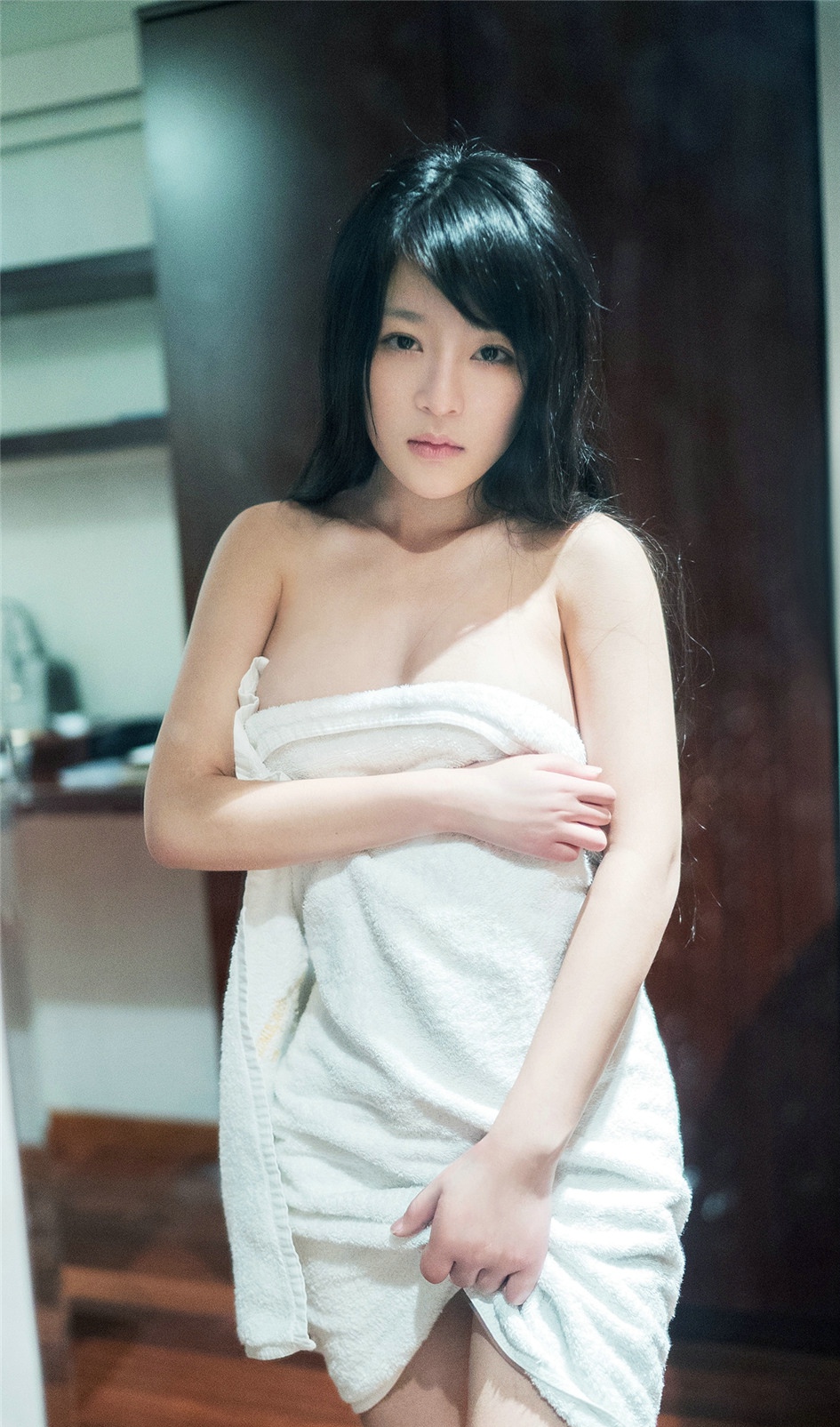 性感美女林清儿美乳浴巾极致诱惑写真