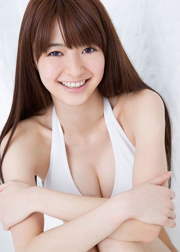 纯美明媚的比基尼日系少女室内白皙写真