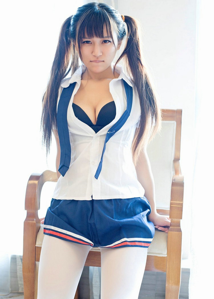 诱人白丝袜双马尾制服少女内衣性感极致诱惑