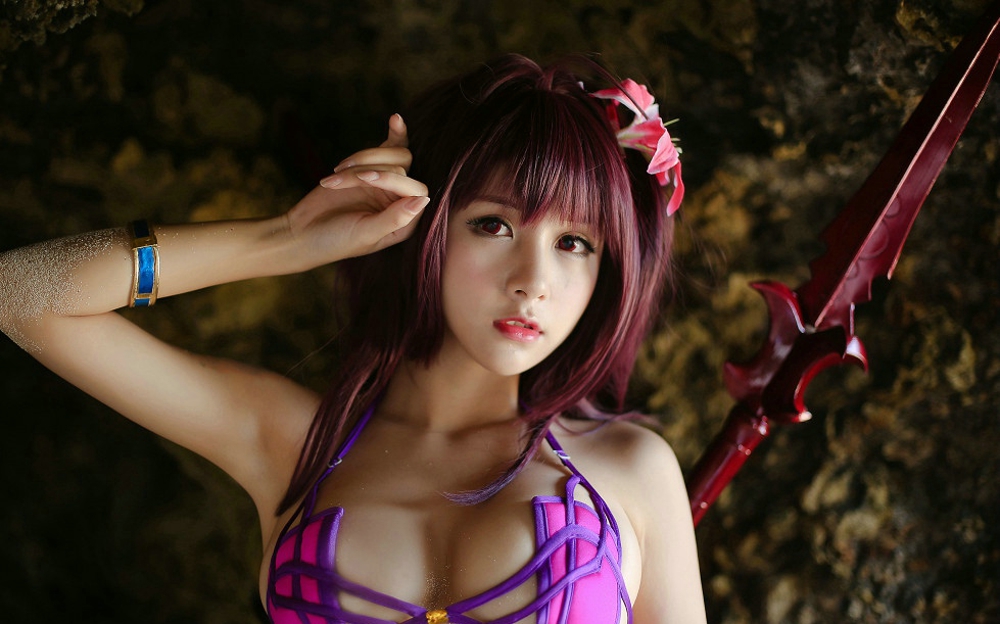 嫩模夏美海边沙滩性感比基尼秀完美身材诱惑写真