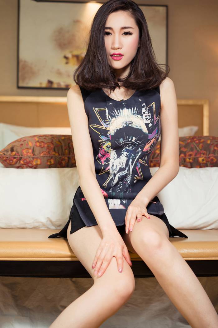 翘臀女神芝芝性感圆乳身材完美的极致诱惑