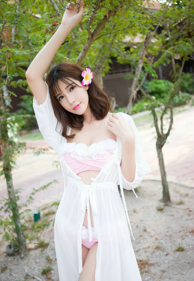 靓丽嫩模Sandy陈天扬性感比基尼诱惑迷人气质妖娆妩媚养眼写真
