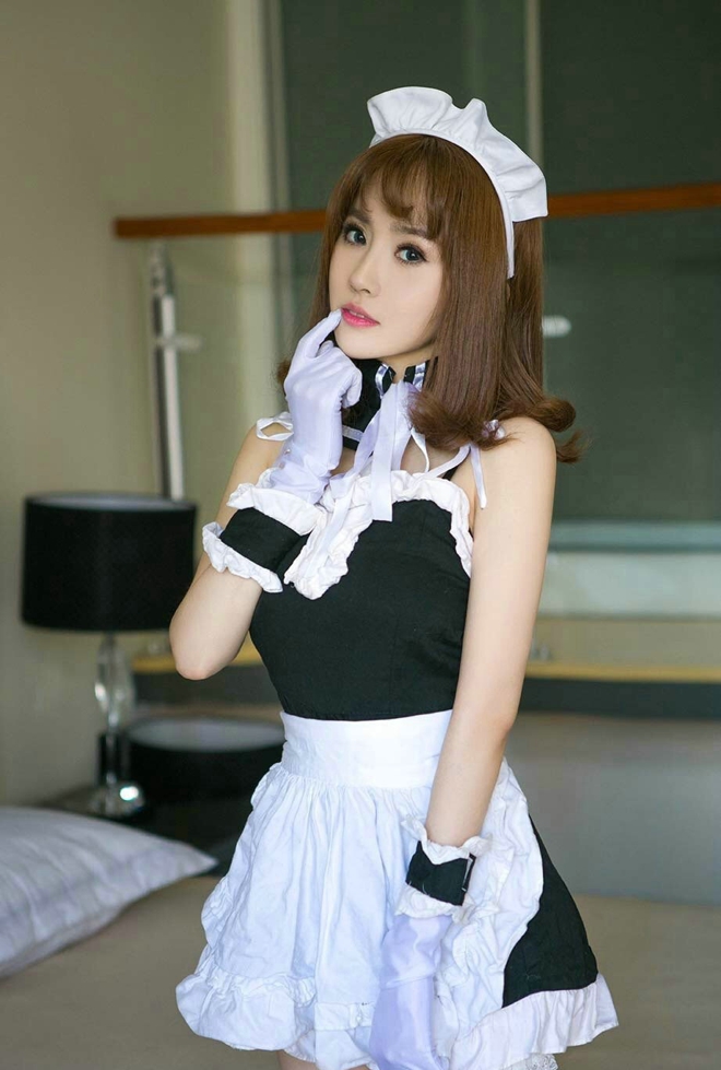 萝莉清纯美女私房女仆制服娇媚惹火写真