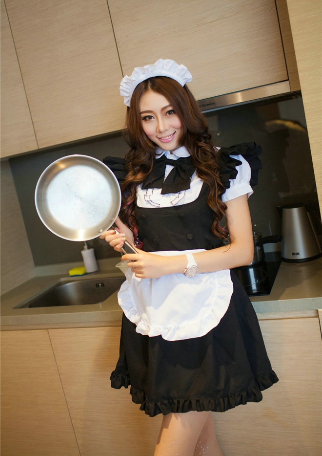 性感豹纹私房女仆白皙靓丽妖娆娇媚销魂迷人写真