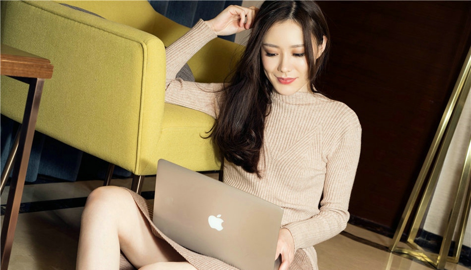 私人女神家教江琴清秀可人性感诱惑美乳居家写真