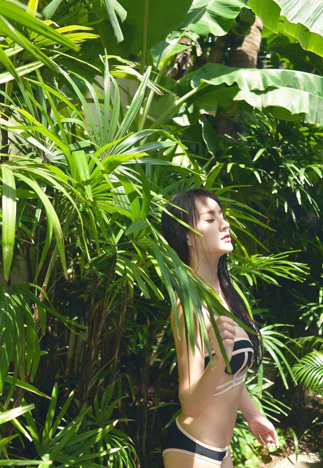 性感女神Cheryl青树明艳动人诱惑娇嫩普吉岛旅拍写真
