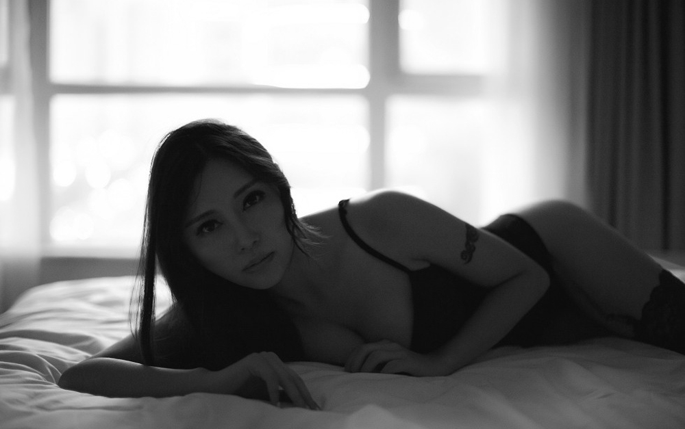 性感美女樂樂Mango大胸爆乳销魂诱惑写真