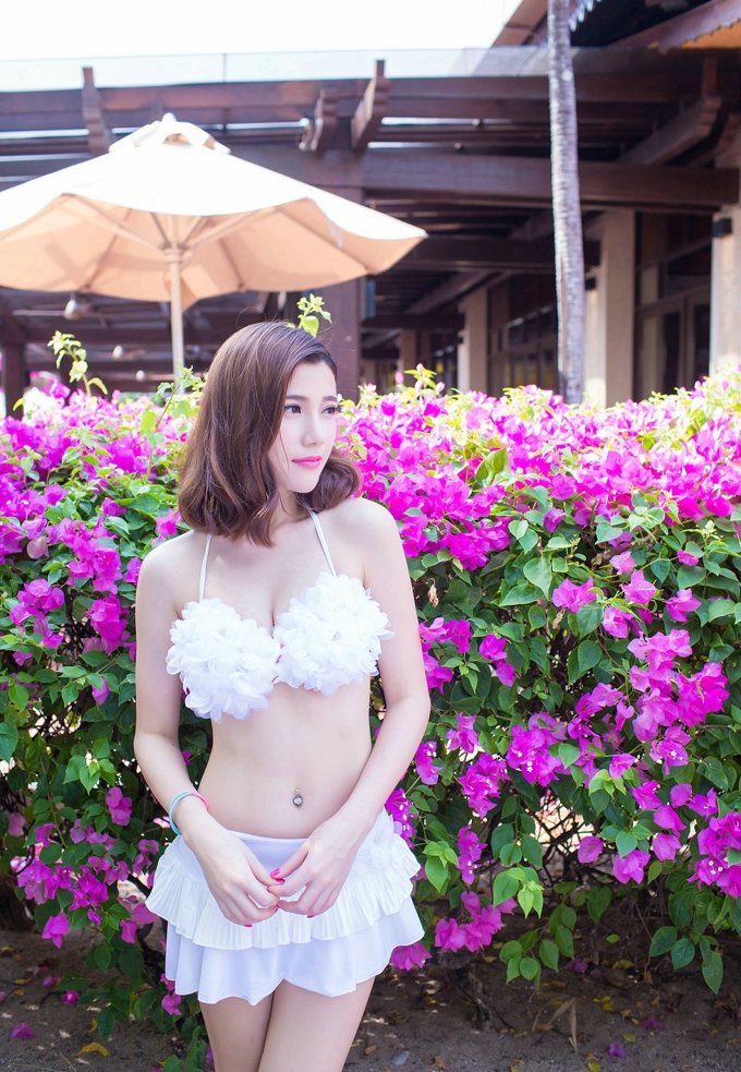 Sandy陈天扬比基尼美乳诱惑靓丽写真