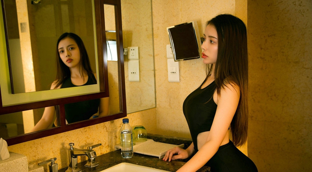 黑色紧身连体茉莉居家私房内衣性感诱惑娇嫩俏丽写真
