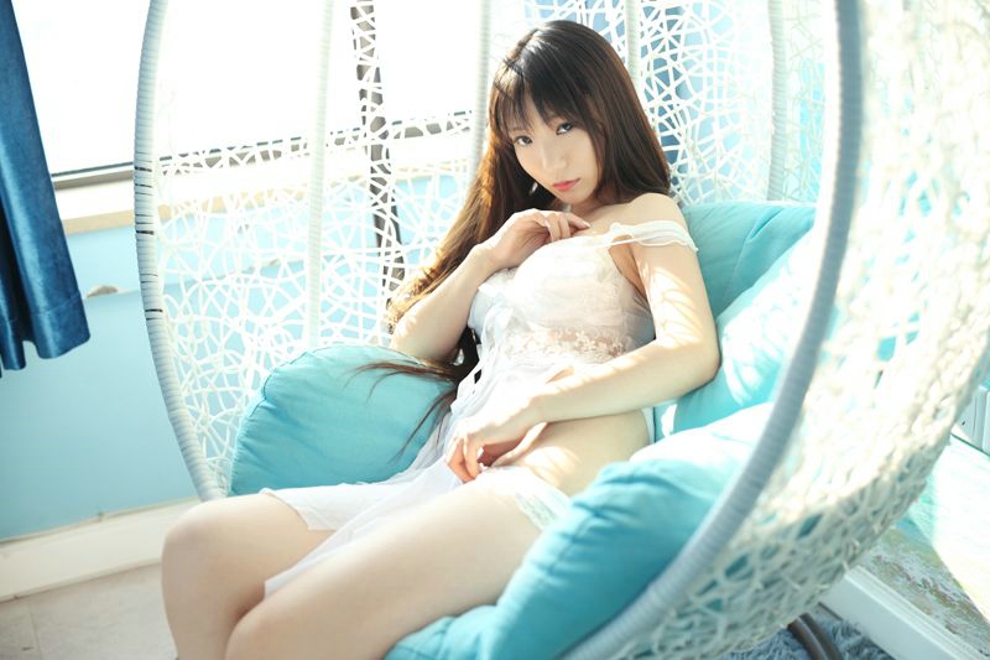 娇嫩性感慧质女神张腿大女仆啊狸姿态大胆势势诱你心妖娆迷惑写真