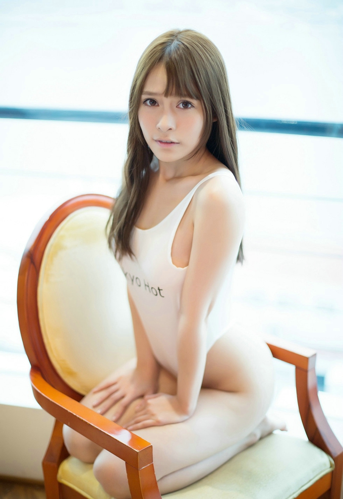 Carol酱性感比基尼诱惑迷人美乳翘臀勾魂妖娆妩媚写真