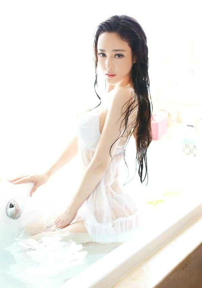 性感火辣娇媚美女刘朵朵大尺度人体艺术妖娆湿身诱惑写真