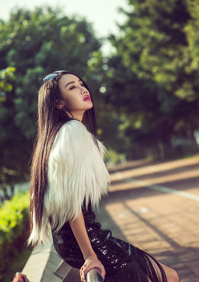 极品尤物女郎婕西儿性感诱惑完美身材美乳气质养眼私房写真