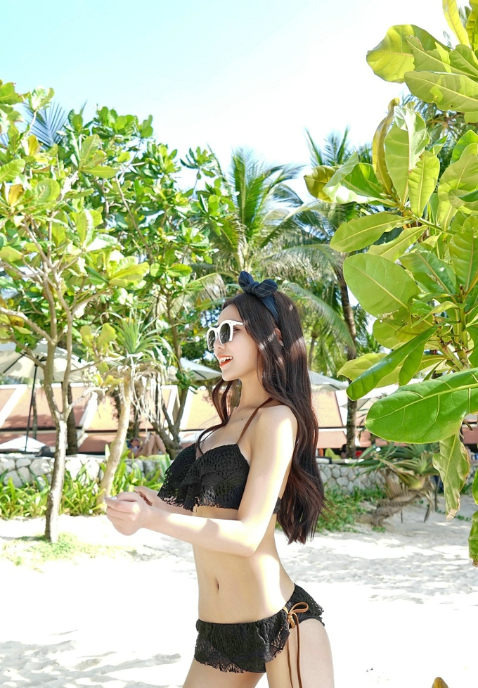 性感美腿诱惑女神徐妍馨Mandyt私房气质勾魂妖娆妩媚写真