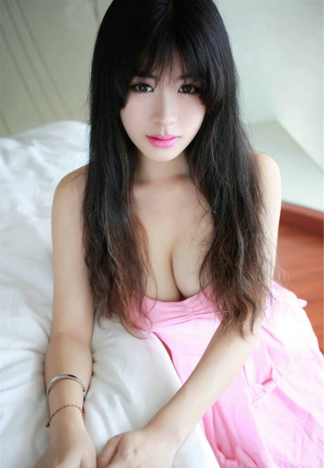 性感美女刘雪妮私房娇媚大奶销魂写真