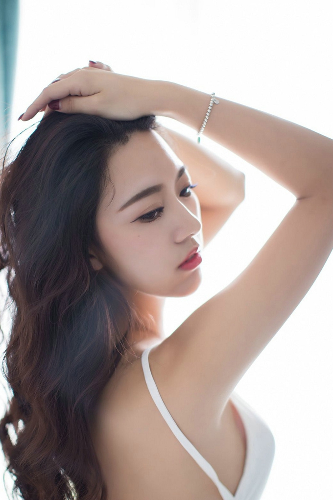 迷人气质嫣儿露背连衣裙诱惑勾魂妖娆居家私房写真