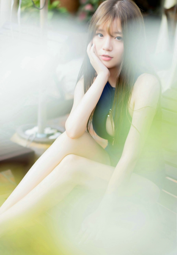 程彤颜性感死库水美乳诱惑娇巧写真