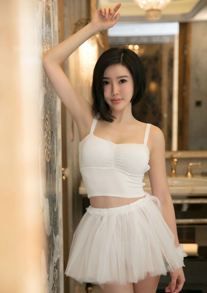 性感美腿妖娆少妇气质迷人写真