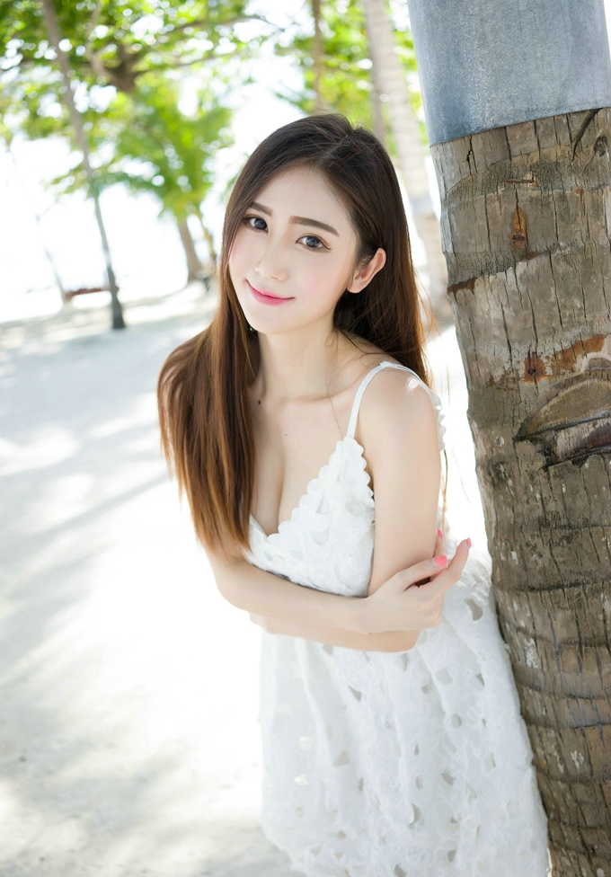 美模SISY思诱惑迷人性感连衣裙靓丽气质妖娆妩媚写真