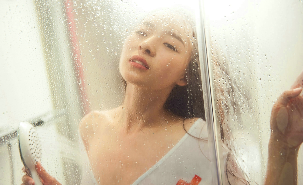 性感美少女浴室湿身诱惑迷人翘臀妖娆妩媚私房写真