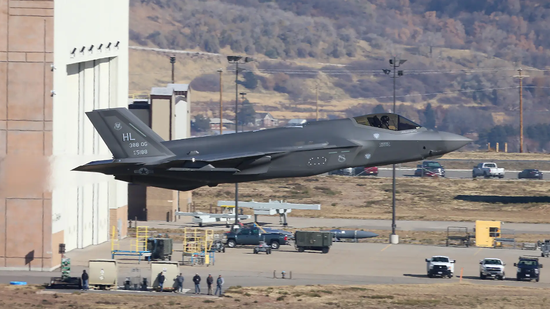 388联队下辖的F-35A 图源:社交媒体