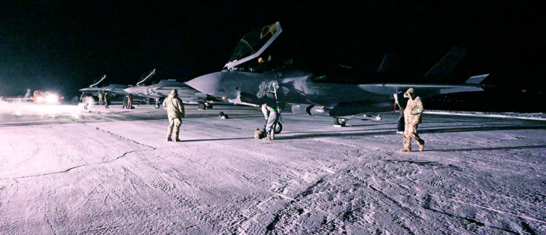 部署在格陵兰岛图勒空军基地的美军F-35A隐形战机 图源:美国国防部官网
