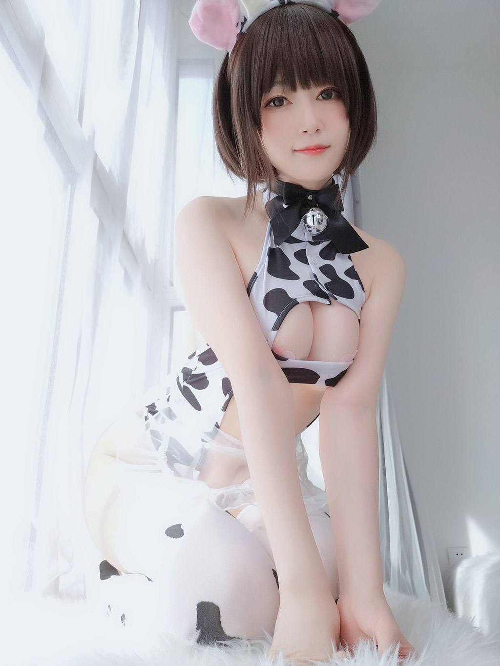 COS福利白银81可爱白嫩大奶牛