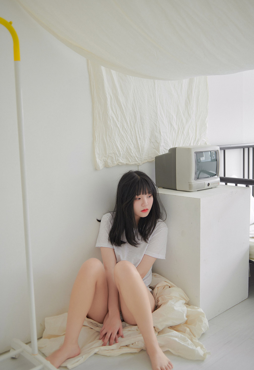 Jenny居家性感背心软糯可人