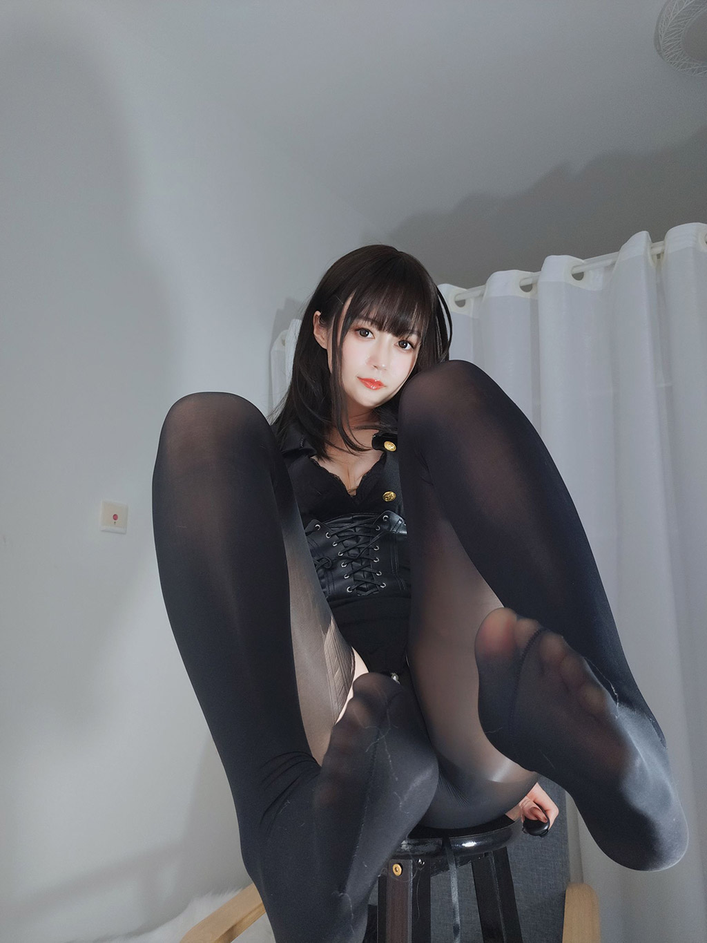 白银小姐姐COS福利抖S火辣撩人