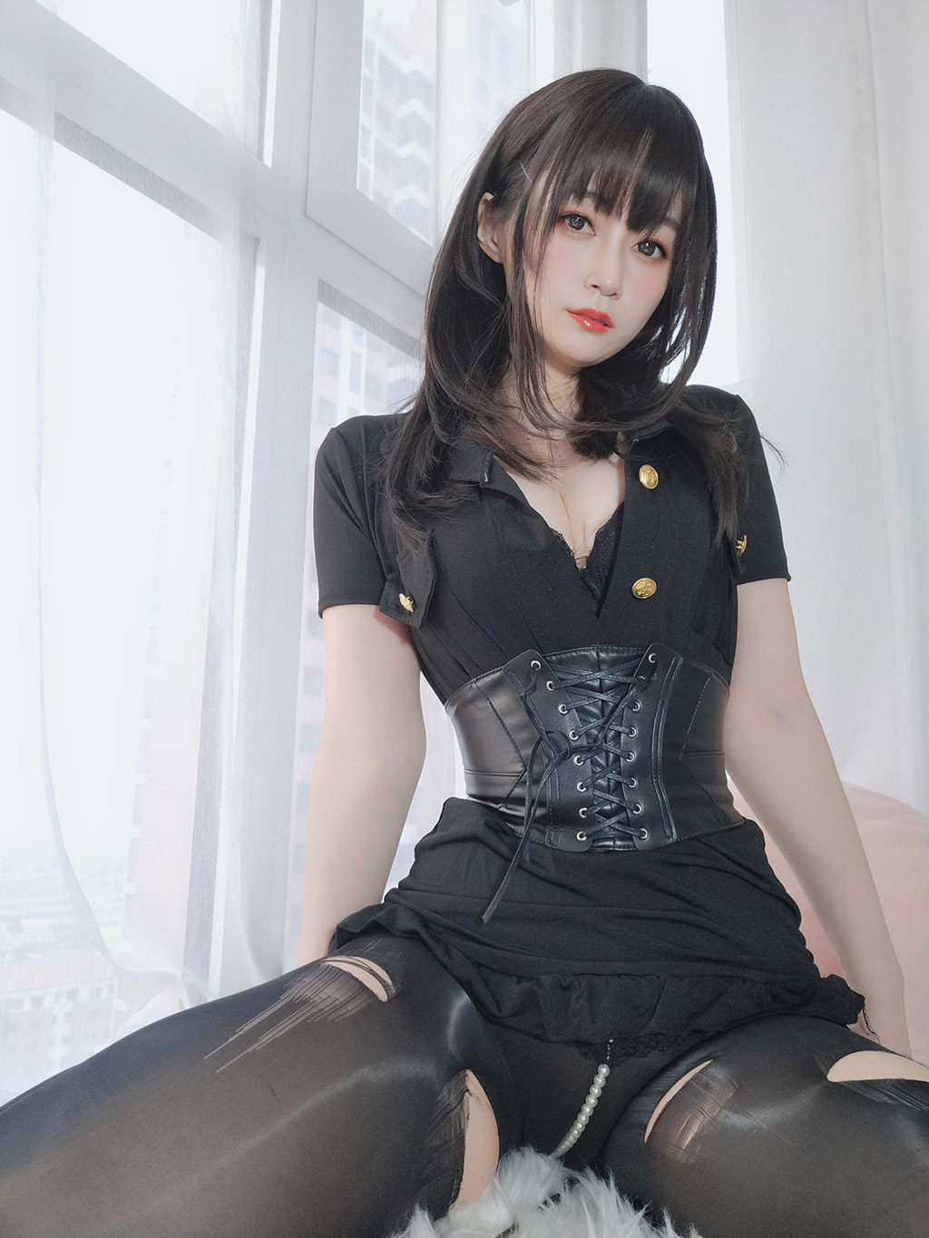 白银小姐姐COS福利抖S火辣撩人