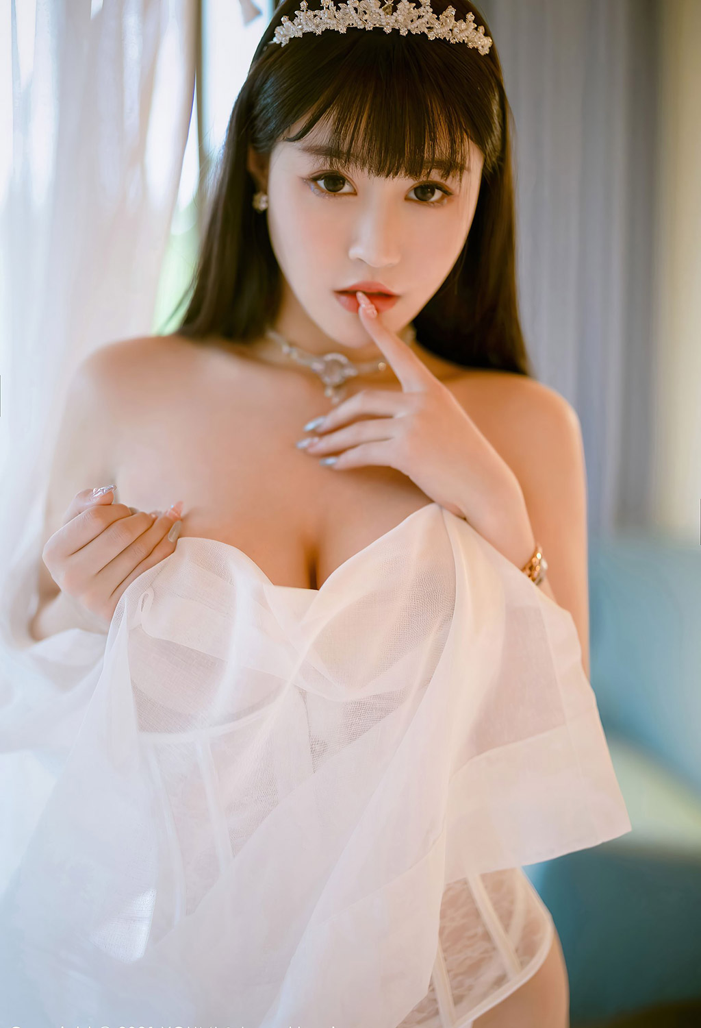 朱可儿高贵典雅的公主姿态魅力动感诱人