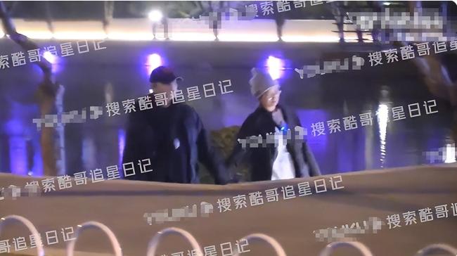 73岁徐克现身医院引担忧 上月还被传当爸爸了呢