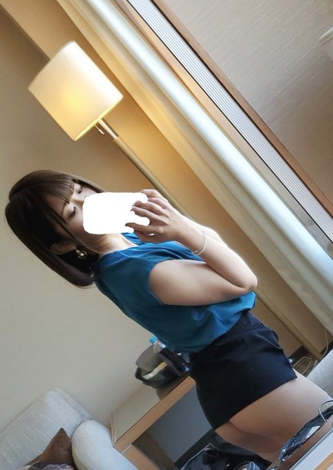 欲求不满！C罩杯新手人妻“春乃真奈美”老公常出差、寂寞难耐AV出道！