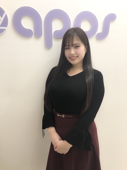 闷声好色女！J罩杯肉感美少女“岸和水”AV出道！